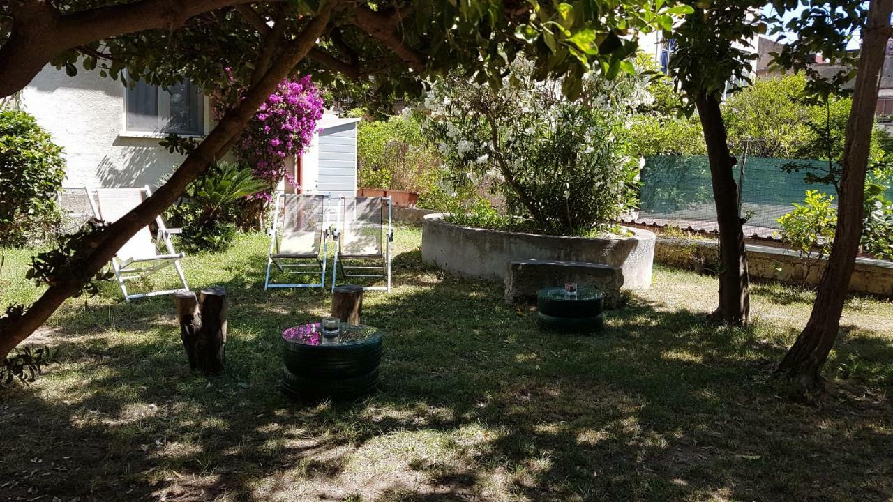 Bed and Breakfast Il Giardino Di Vico Neve Neapol Exteriér fotografie